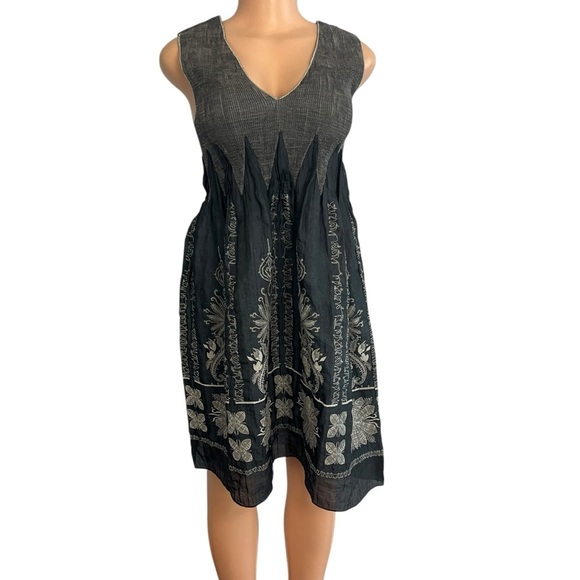 Max Edition Sleeveless Printed Smocked Dress - Picture 1 of 9